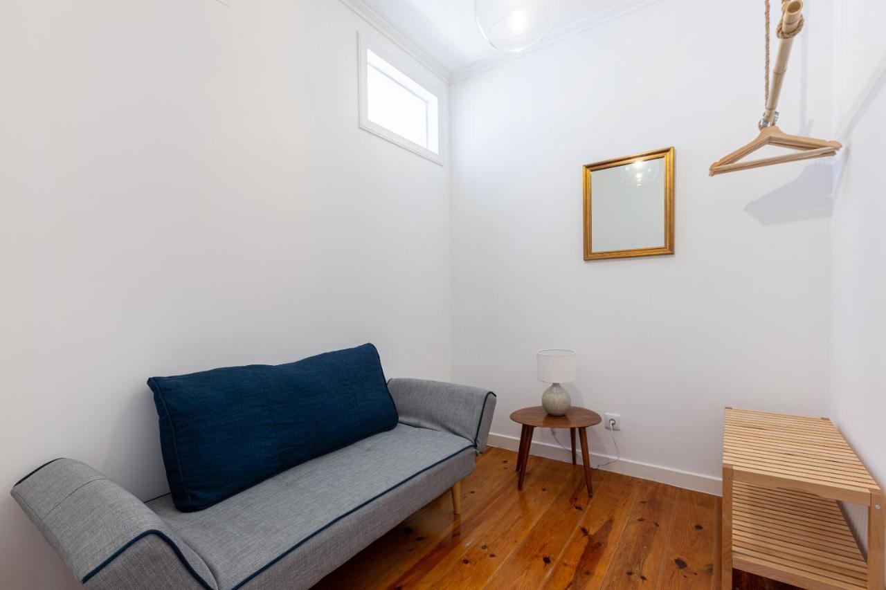 White & Blue Vintage Home In Graca Lisboa 外观 照片
