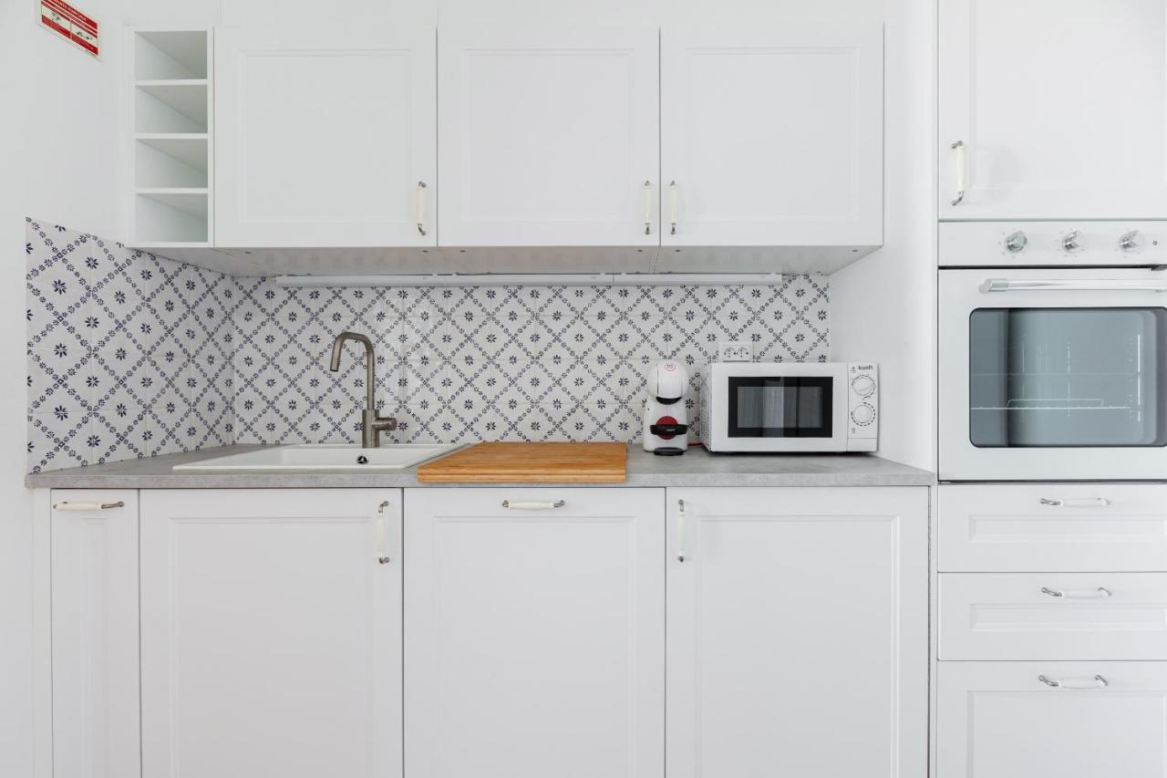 White & Blue Vintage Home In Graca Lisboa 外观 照片