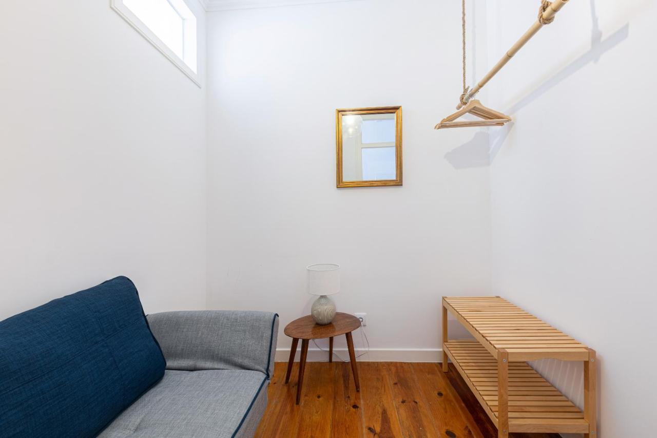 White & Blue Vintage Home In Graca Lisboa 外观 照片