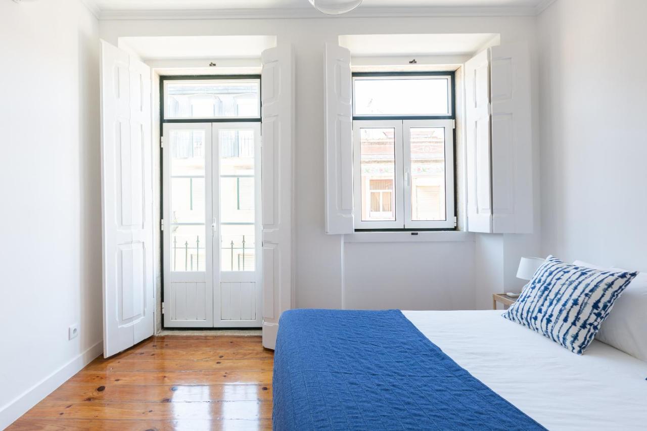 White & Blue Vintage Home In Graca Lisboa 外观 照片