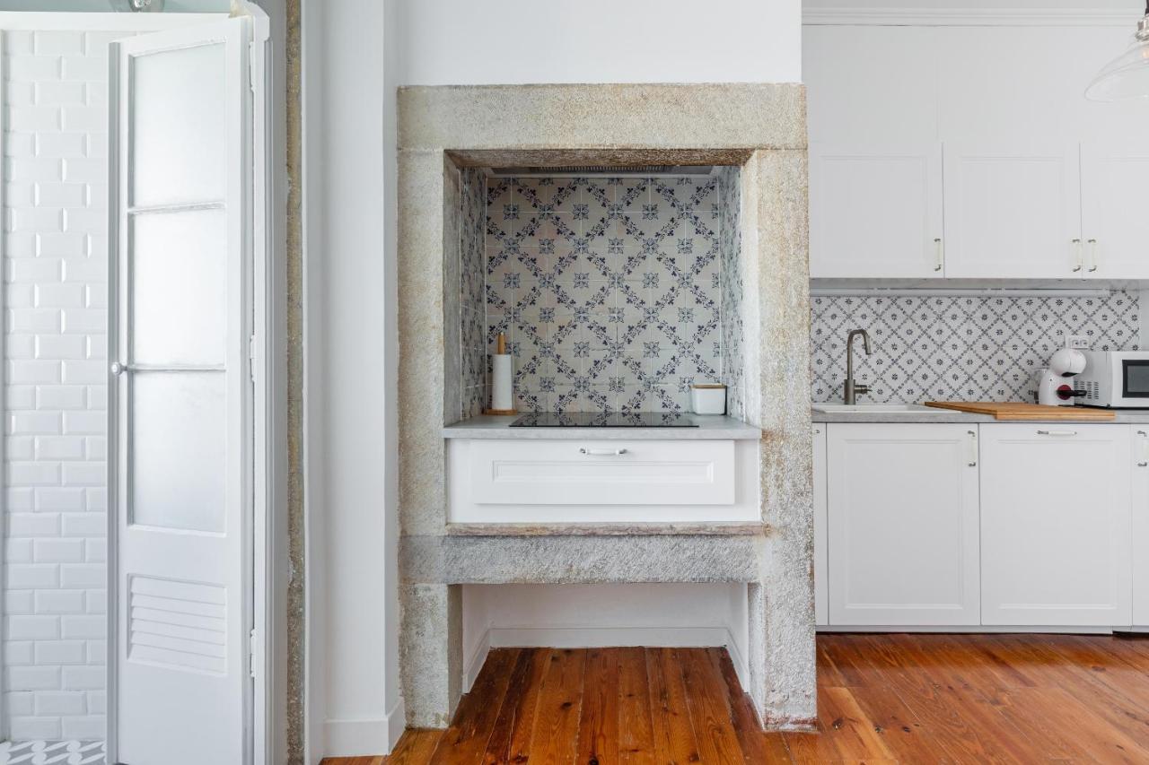 White & Blue Vintage Home In Graca Lisboa 外观 照片