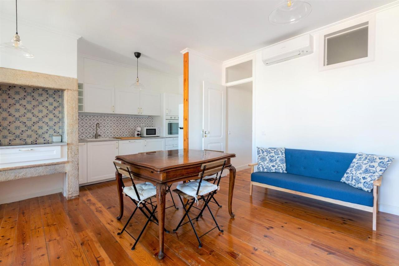 White & Blue Vintage Home In Graca Lisboa 外观 照片